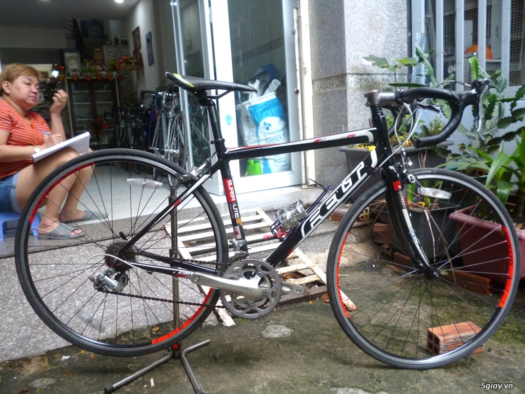 CHUYÊN BÁN XE CUỘC ĐUA HÀNG BÃI NHẬT