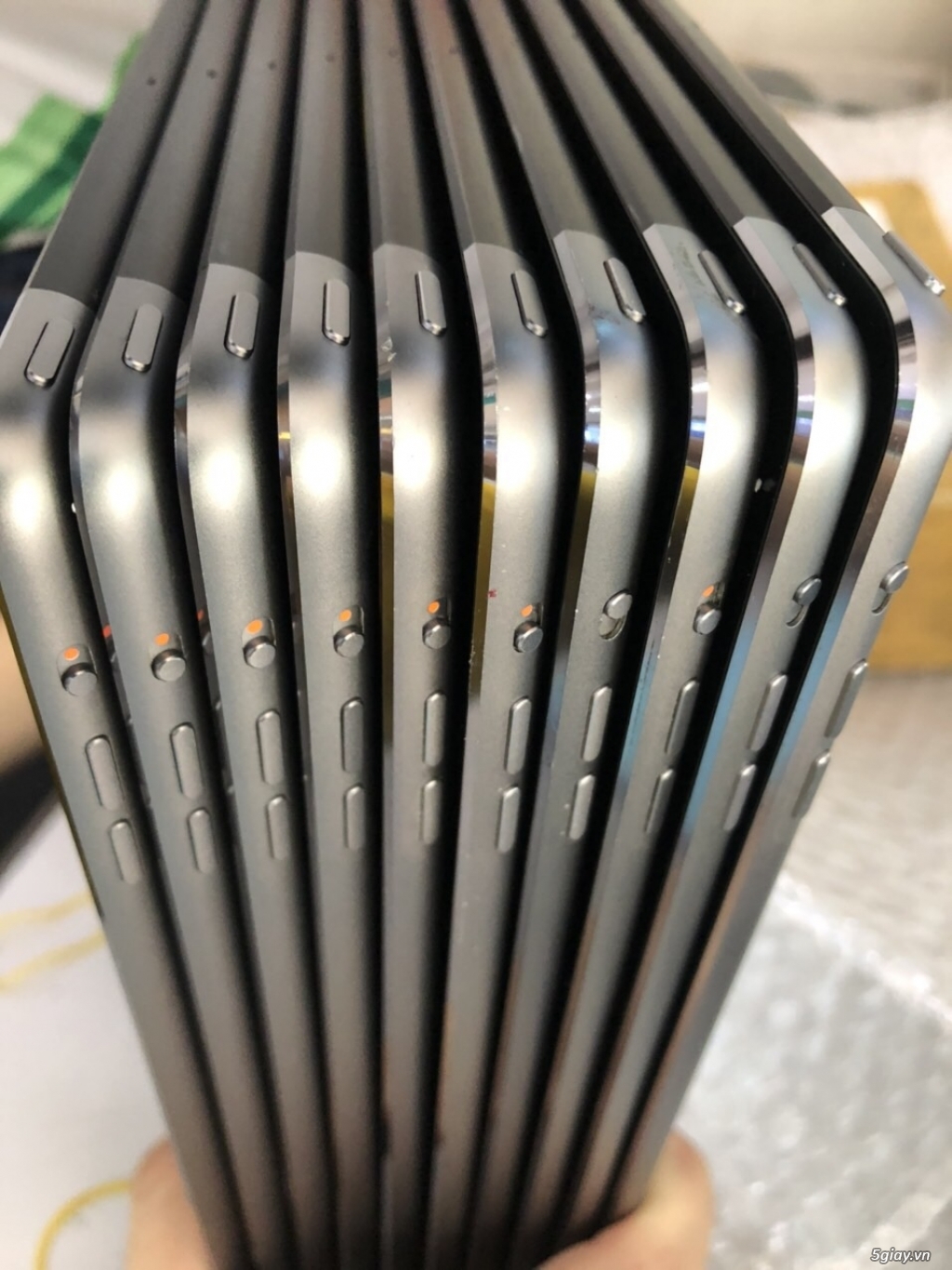 Ipad air 64G ( wifi 4G ) zin đẹp - 1