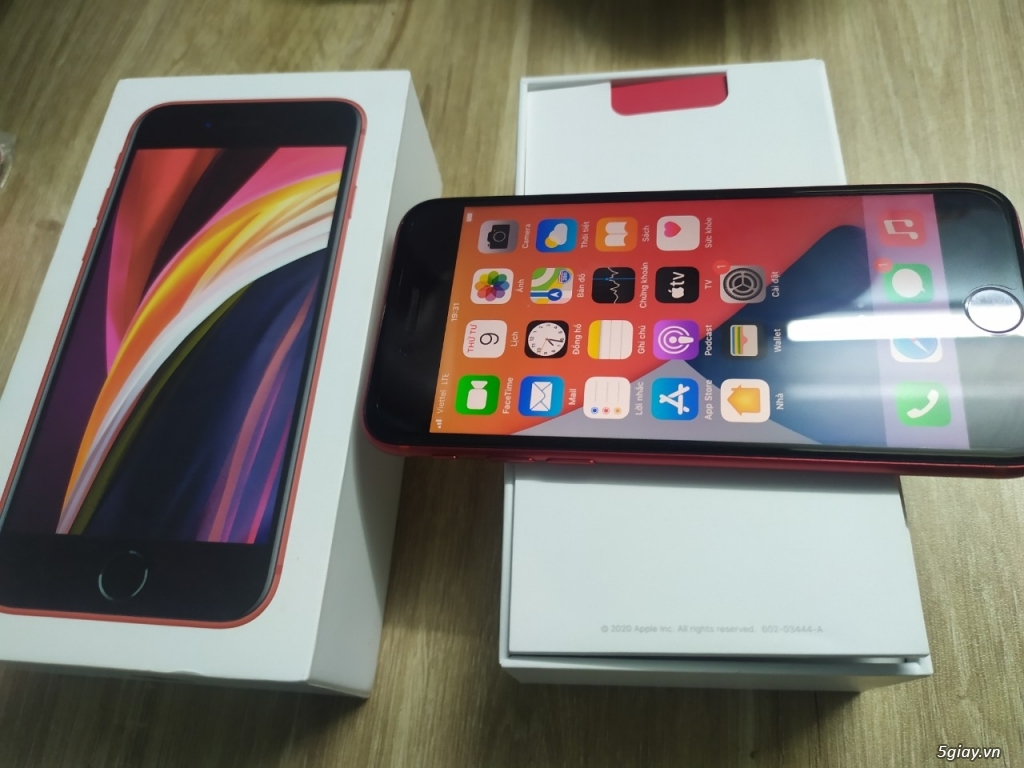 Iphone SE 2020 mới Full Box mua viettel store new - 1