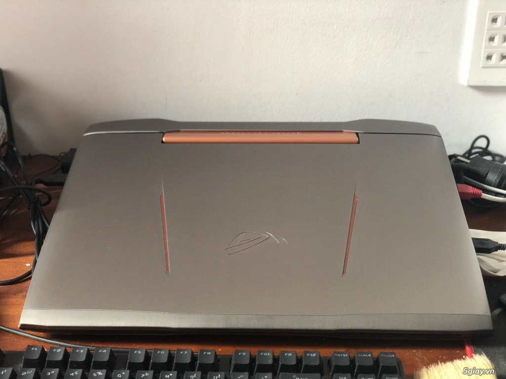 cần bán : lattop ASUS kẹp nách từ úc về - 2