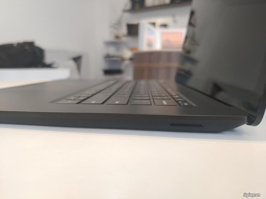 Surface Laptop 3 15 i7/16/256 like new đen còn bảo hành - 3