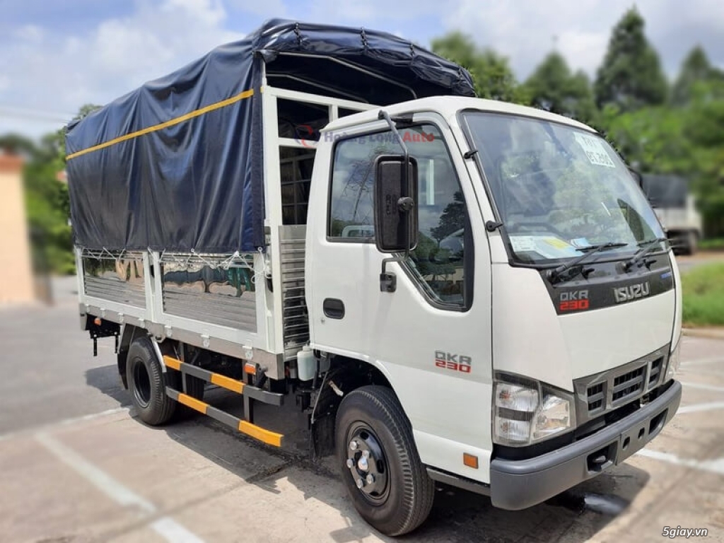 Ô Tô Hoàng Long đại lý xe tải Isuzu chính hãng
