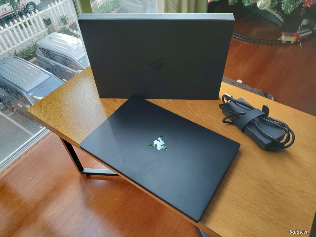 Cần Bán Razer Blade 15 RTX 2080 - 4