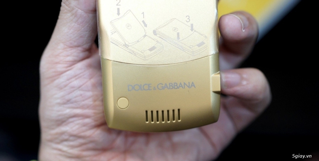 Motorola V3i Gold Edition Dolce & Gabbana Brandnew nguyên hộp chưa sd - 6