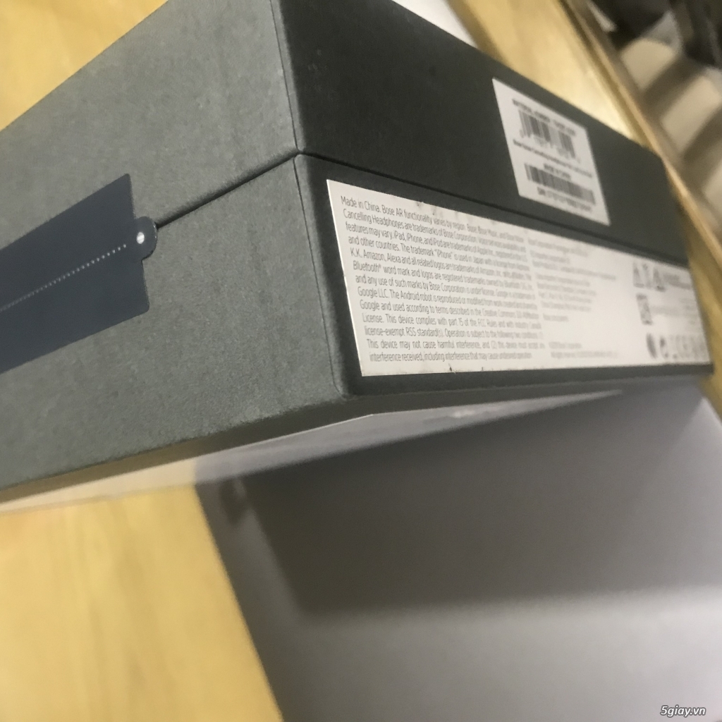 Cần bán [nguyên seal] tai phone Bose Noice Cancelling 700 - 1