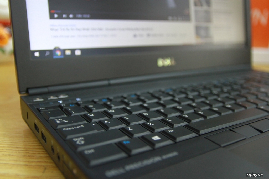 Dell Precision M4800 - Máy trạm cực khỏe, cực bền - 4