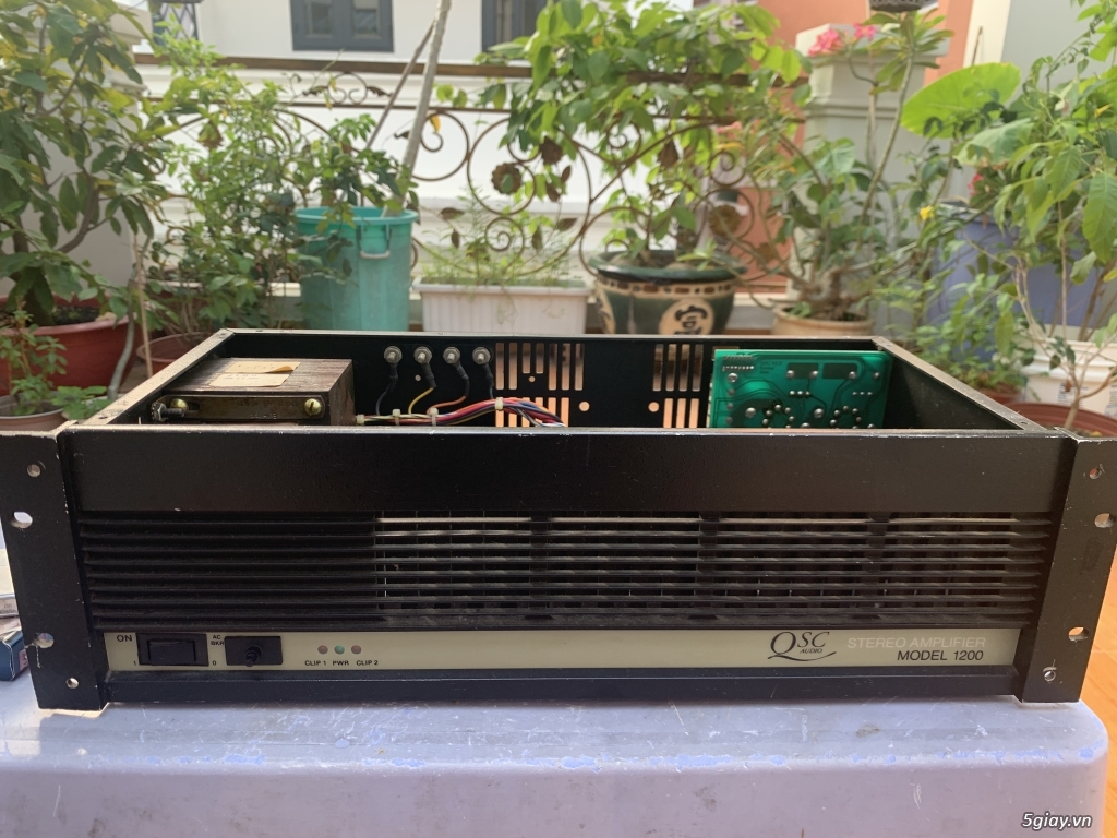 Power QSC 1200 hàng Mỹ - 2