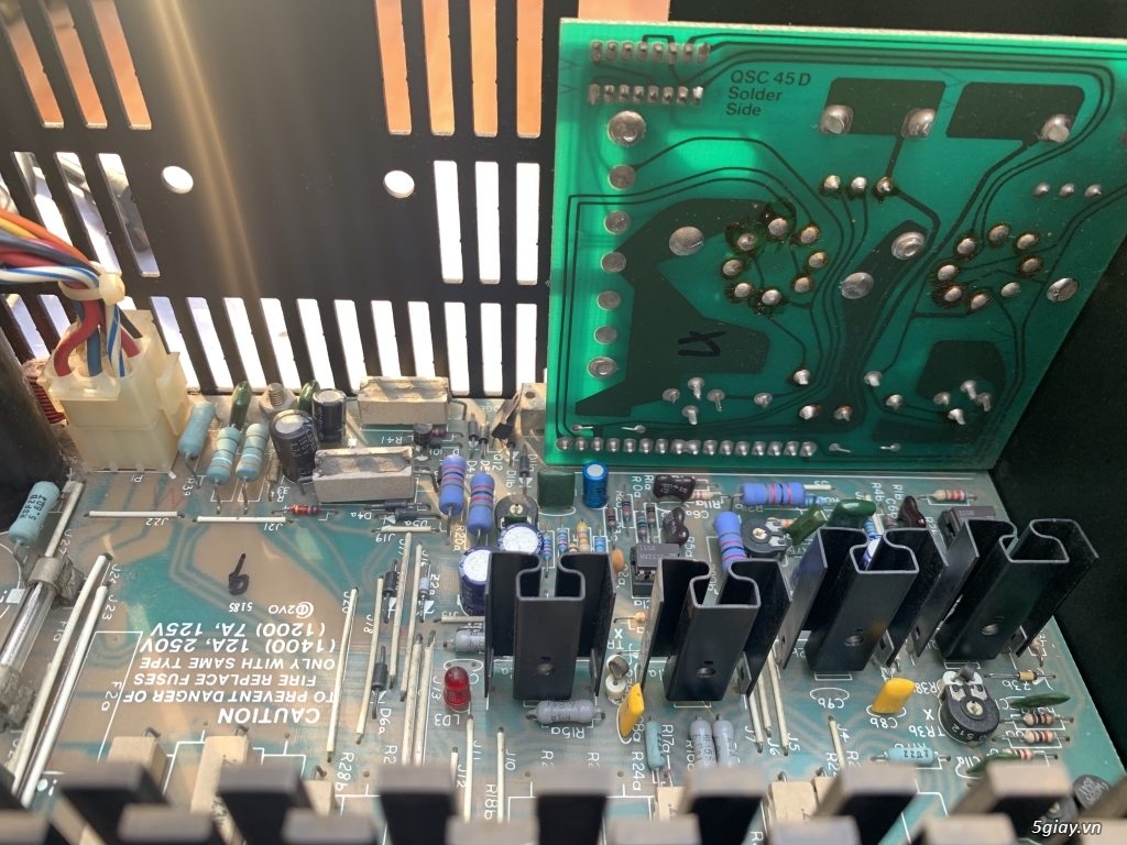 Power QSC 1200 hàng Mỹ - 3
