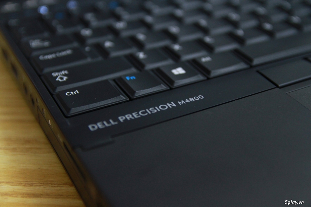 Dell Precision M4800 - Máy trạm cực khỏe, cực bền - 1