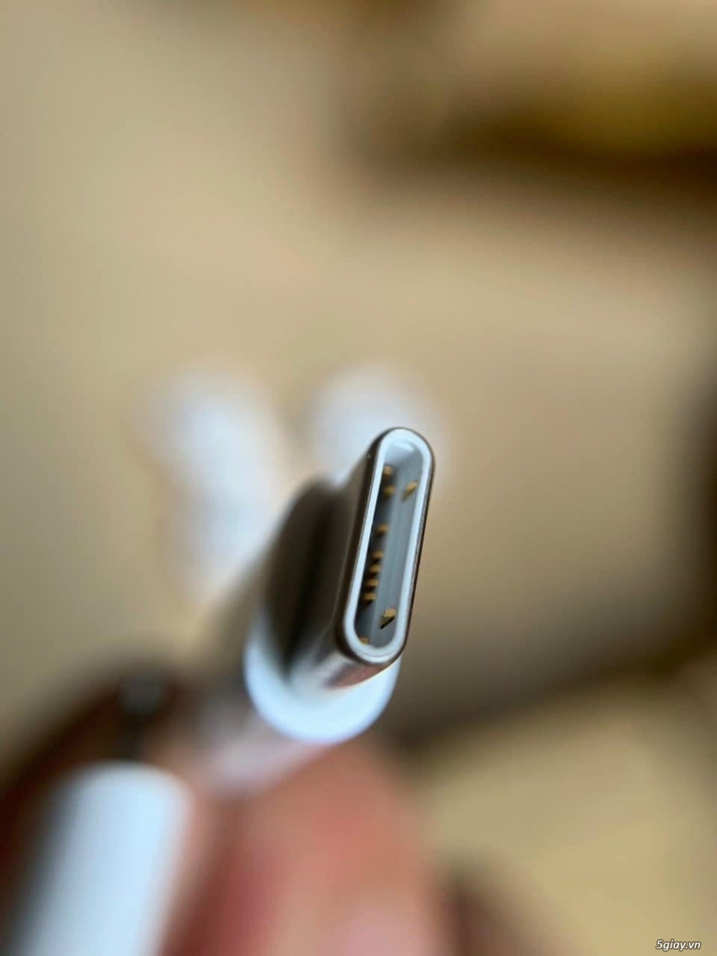 Còn 1 bộ promax 18w chưa sử dụng tới