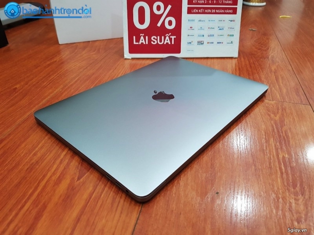Macbook Pro 13.3 2018 MR9R2 - Touchbar- Gray, Ram 16G, SSD 512G - 2