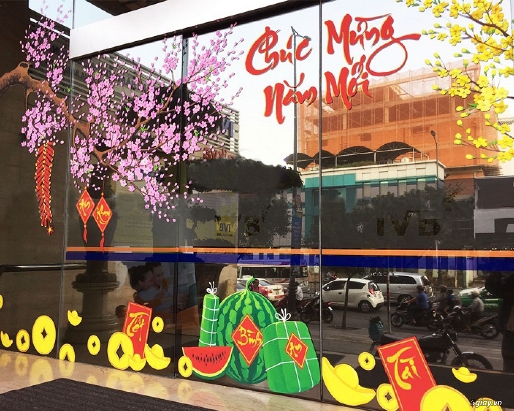 Vẽ trang trí kính Tết 2️⃣0️⃣2️⃣1️⃣ hoa mai - hoa đào HCM - giá rẻ - 9
