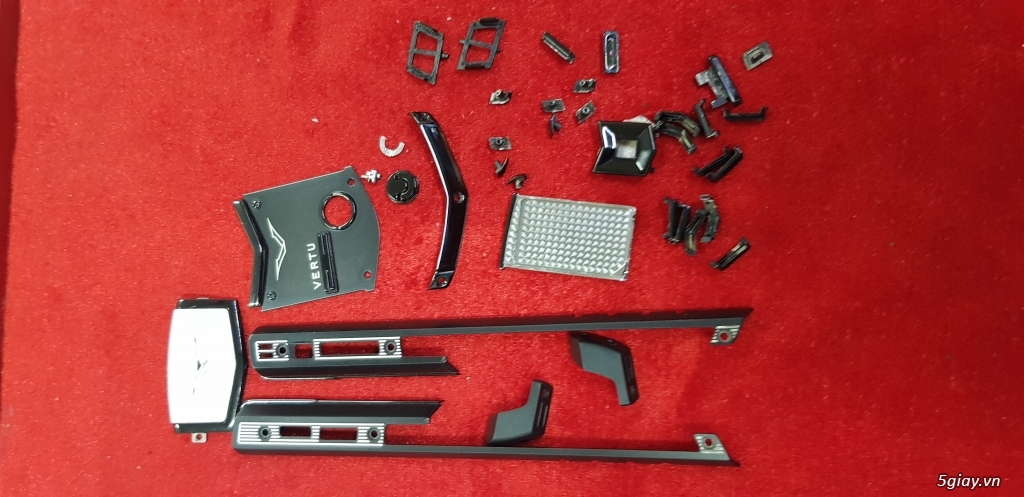 Vỏ vertu Zin tháo máy - 3
