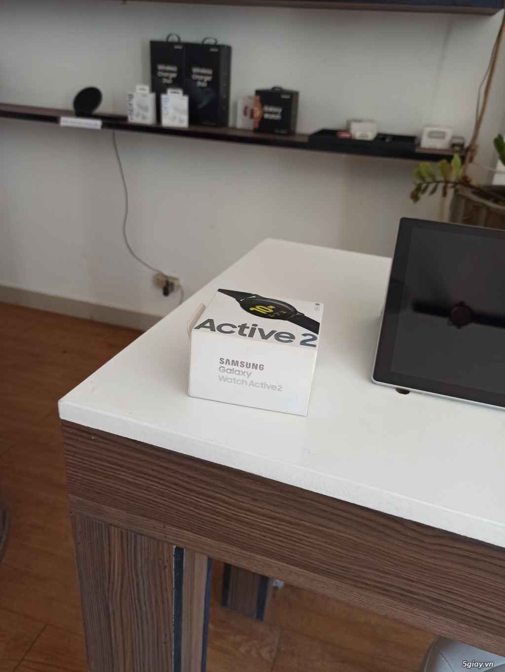 Samsung Galaxy Watch Active 2 bản thép 44mm, Chính Hãng SSVN - 1