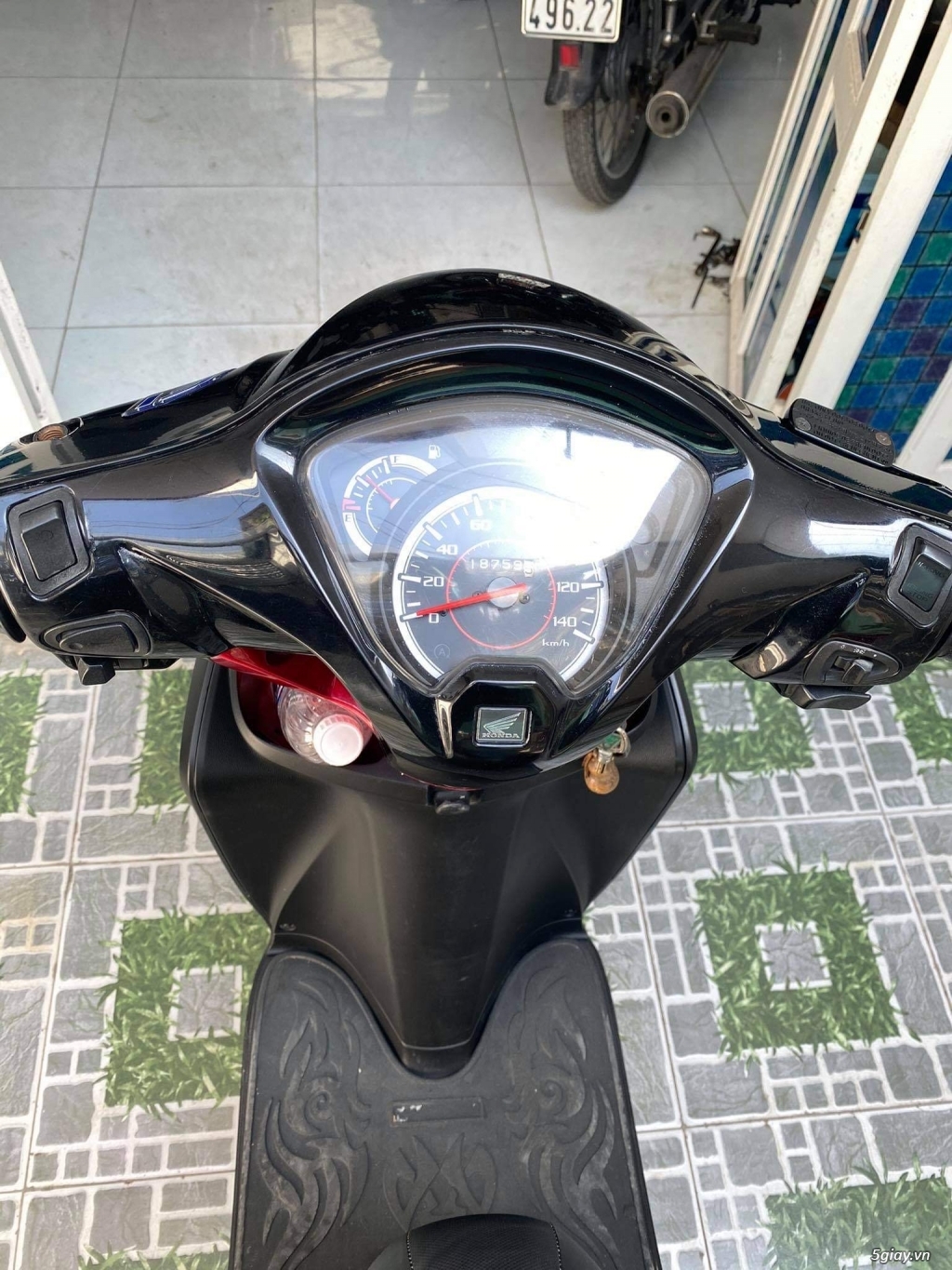 Bán Vision đen nhám phuộc heo đỏ 2016 - 4