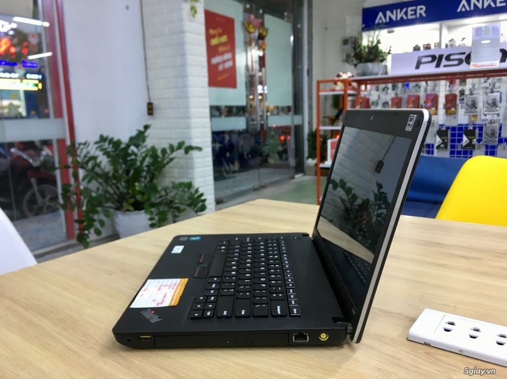 LENOVO E430 - Core i5 thêm Chip M/ Chạy ổ SSD