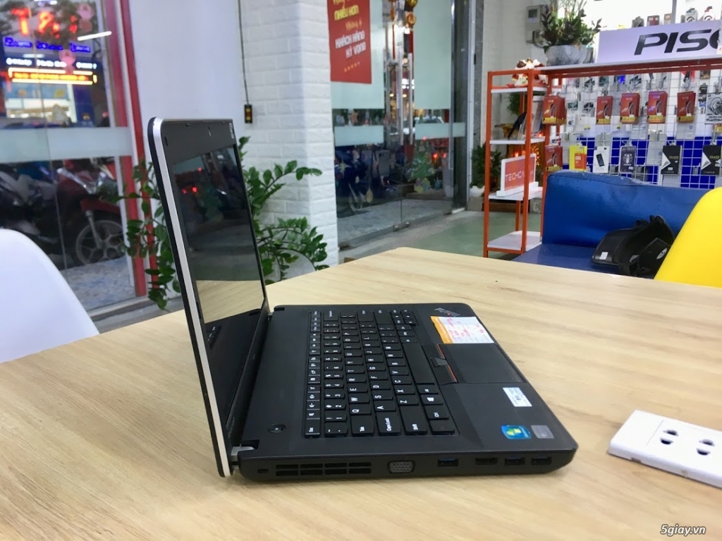 LENOVO E430 - Core i5 thêm Chip M/ Chạy ổ SSD - 1
