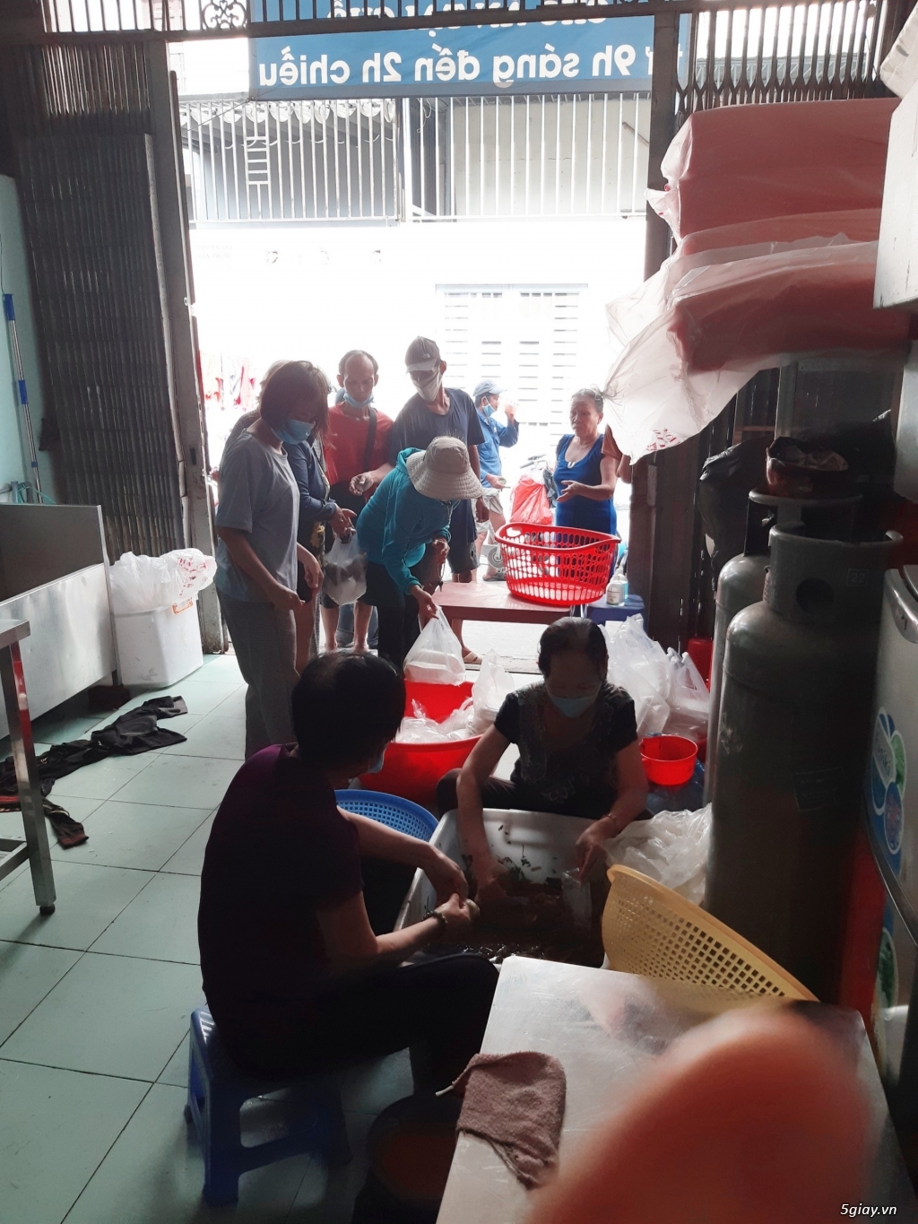 BẾP CƠM MIỄN PHÍ XIN QUÝ MẠNH THƯỜNG QUÂN HỖ TRỢ ĐỂ DUY TRÌ - 3