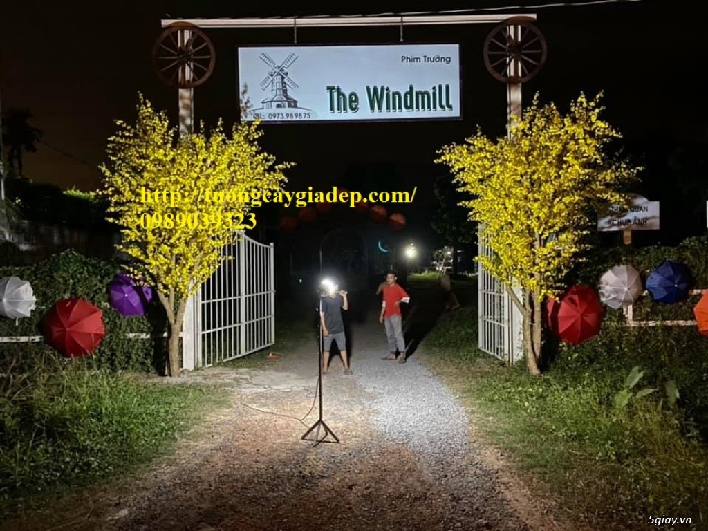Cây si giả đẹp như thật