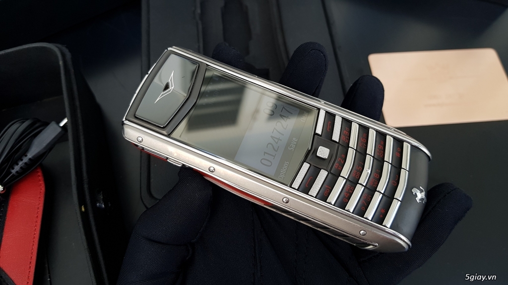 Vertu Ascent Ti Ferrari Limited Red - 3