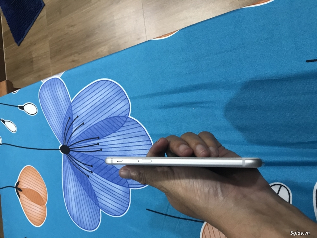 HCM - Bán iPhone 8 Trắng 64Gb quốc tế LL/A đẹp keng - 1