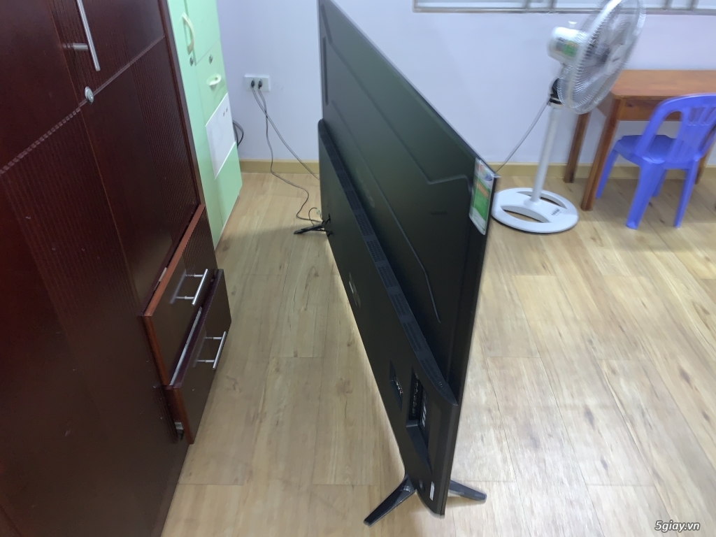 Android Tivi 4K Sharp 70 Inch 4T-C70BK1X - 1