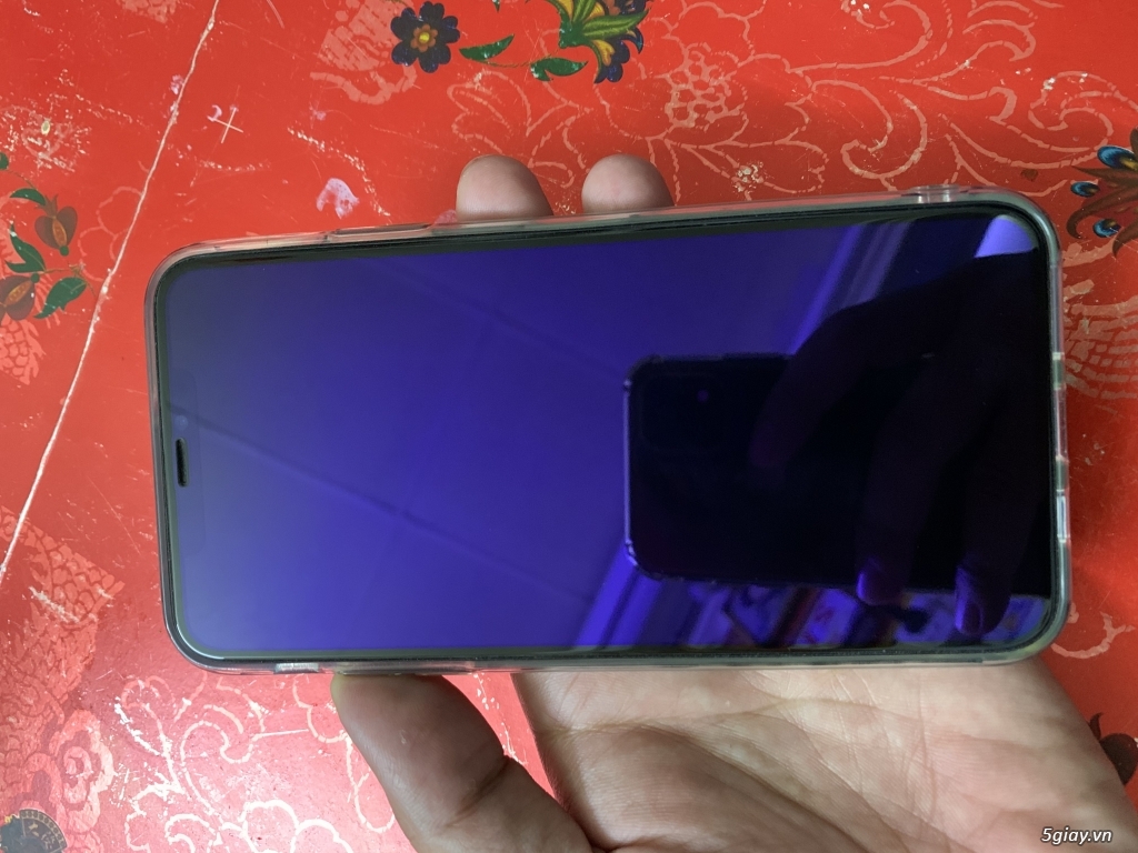 Iphone 11pro max 256gb mới 99%