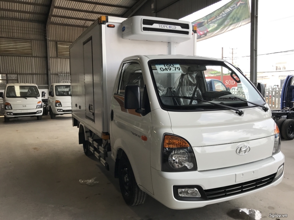 Xe tải đông lạnh 1,25 tấn Hyundai Porter H150