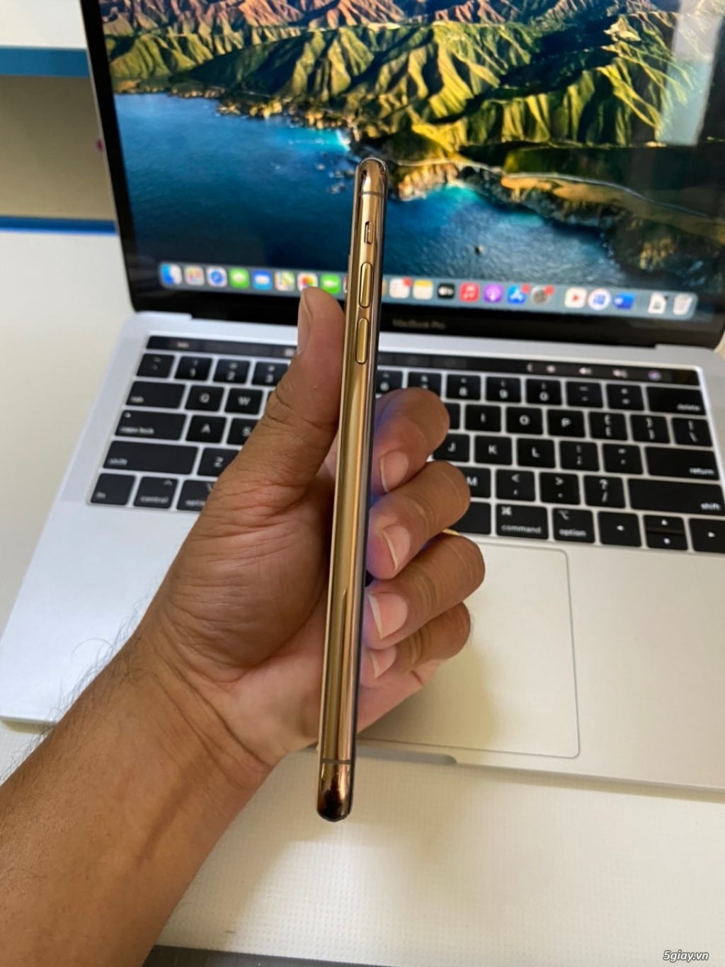 Bán iphone 11 pro max 64 gold LL pin 99 QT - 3