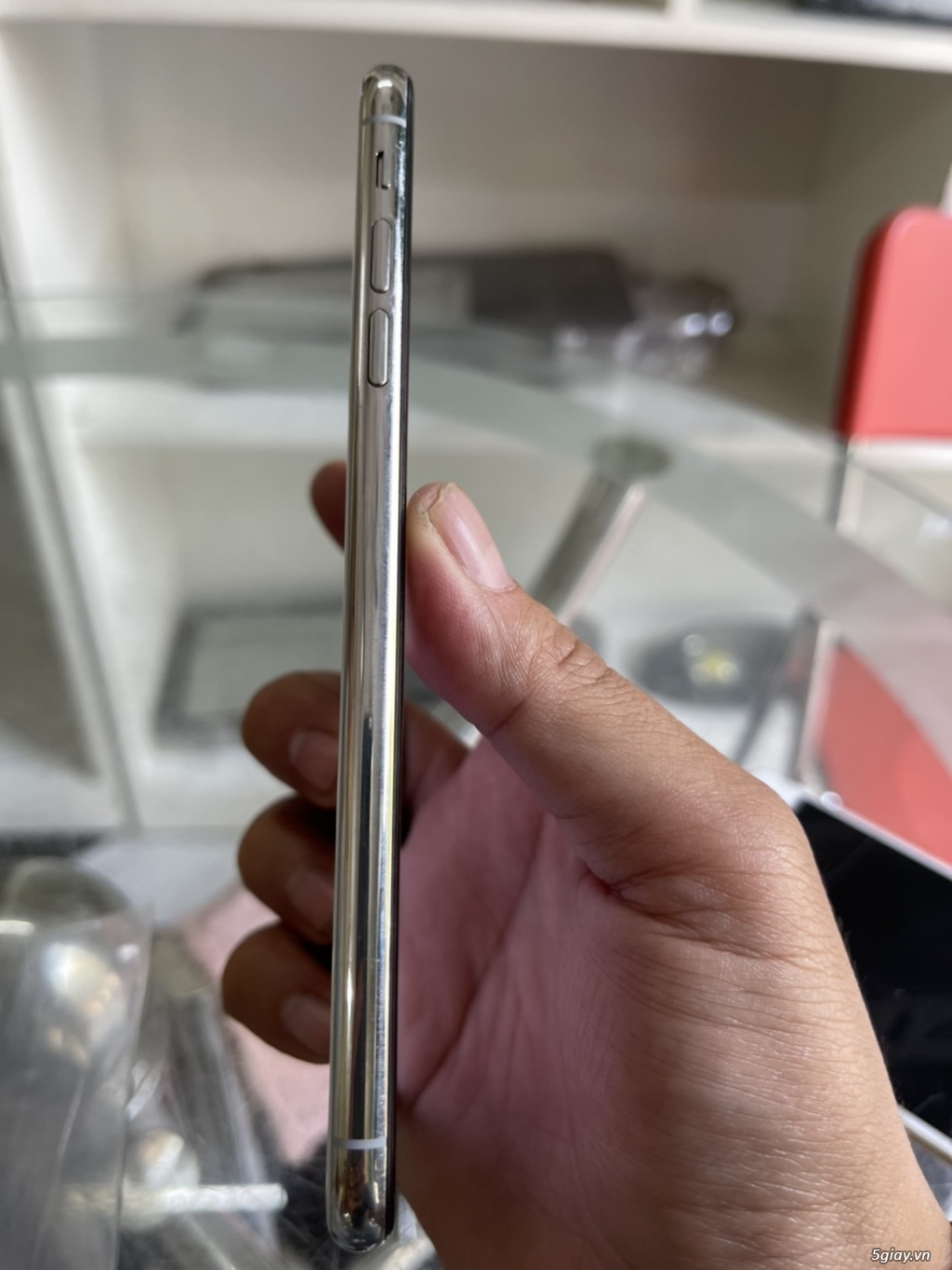 Iphone X trắng 64gb cần ra đi trong ngày