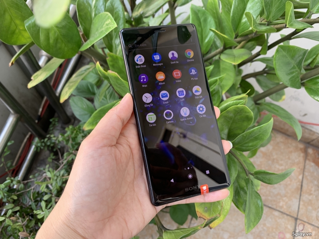 Sony XZ2 1sim bản Nhật zin 99% - 1