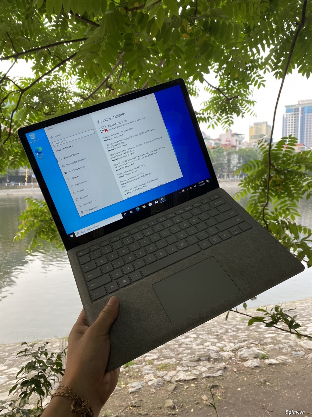 Surface Laptop 1 - 4
