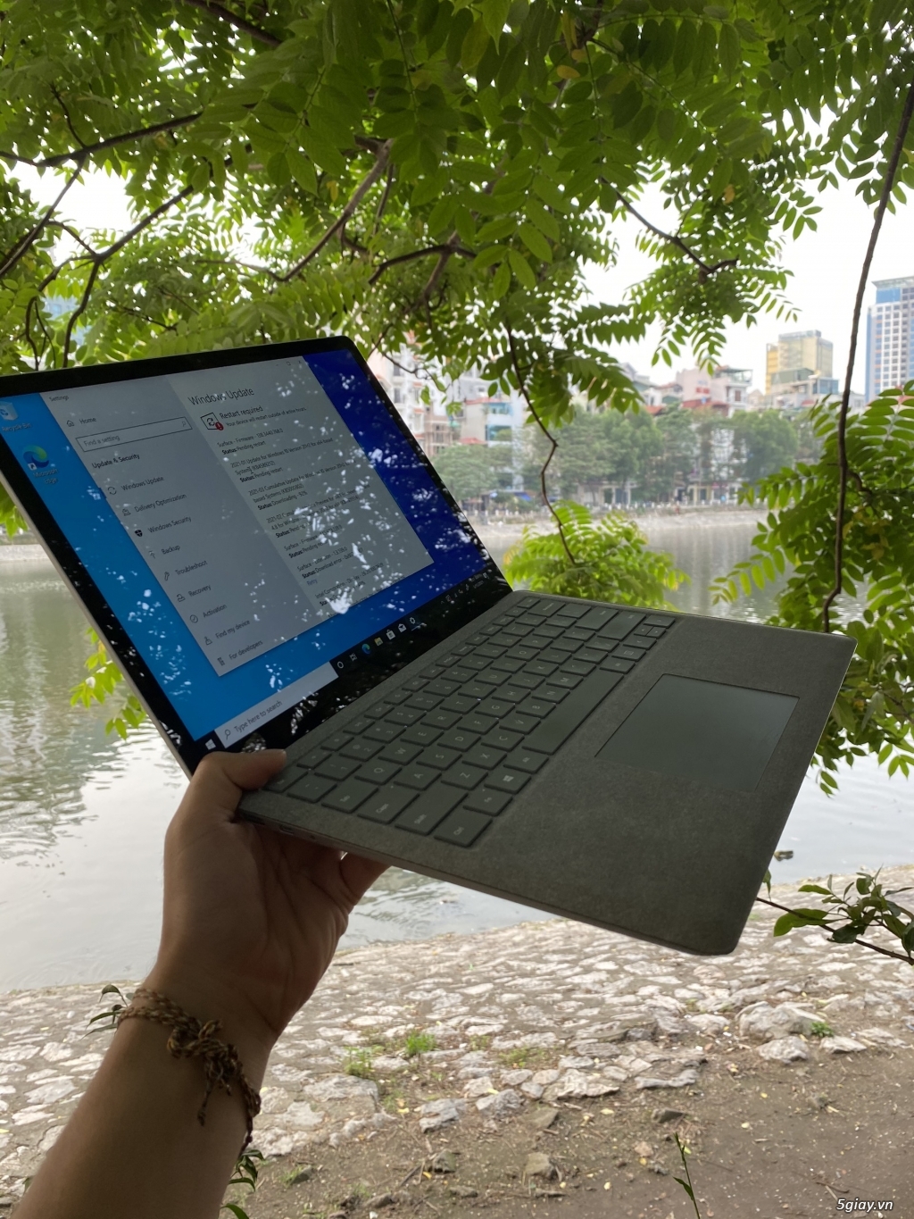 Surface Laptop 1 - 3