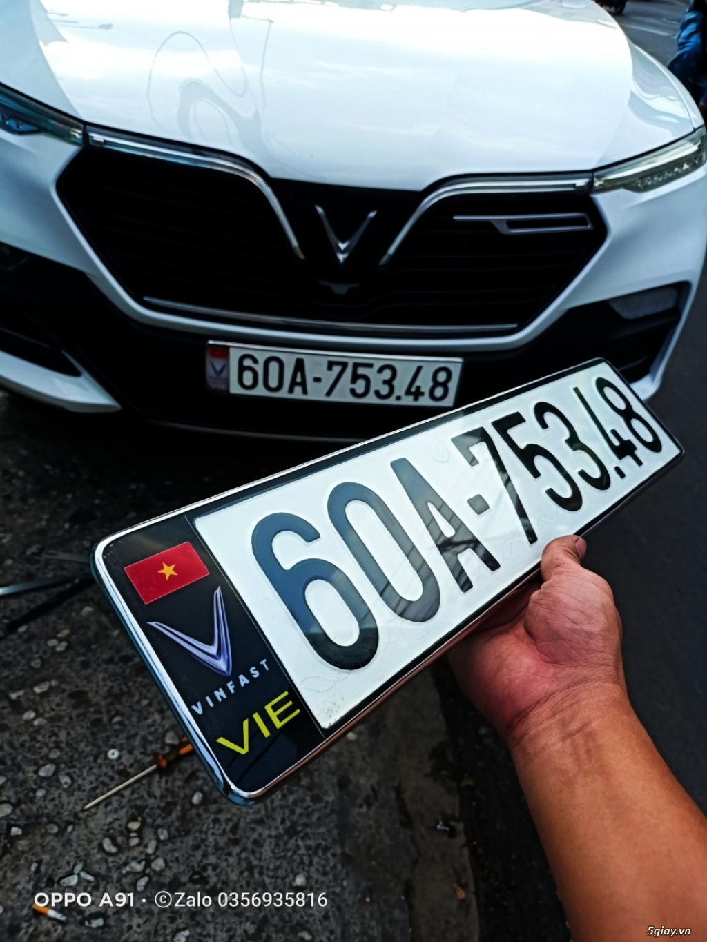 ÉP KHUNG BIỂN SỐ ĐẸP,CHỐNG NƯỚC Ở THÀNH PHỐ THỦ ĐỨC .ĐỘI GT RẠCH CHIẾT - 29