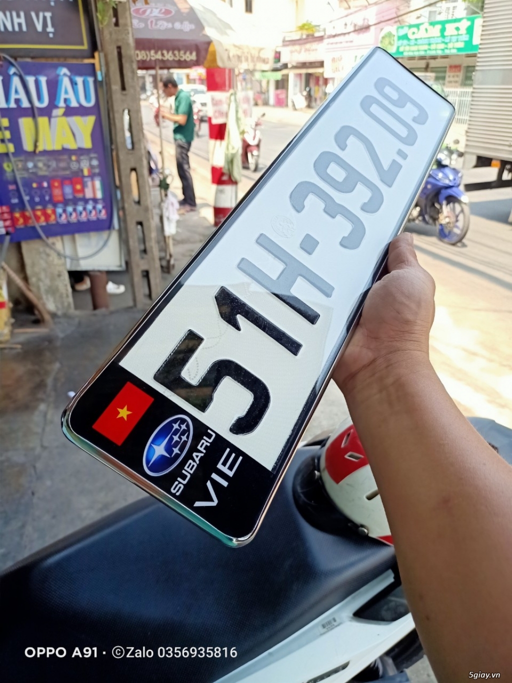 ÉP KHUNG BIỂN SỐ ĐẸP,CHỐNG NƯỚC Ở THÀNH PHỐ THỦ ĐỨC .ĐỘI GT RẠCH CHIẾT - 11