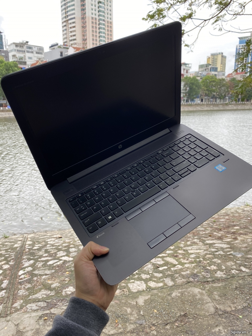 HP Zbook 15 G3 - 4