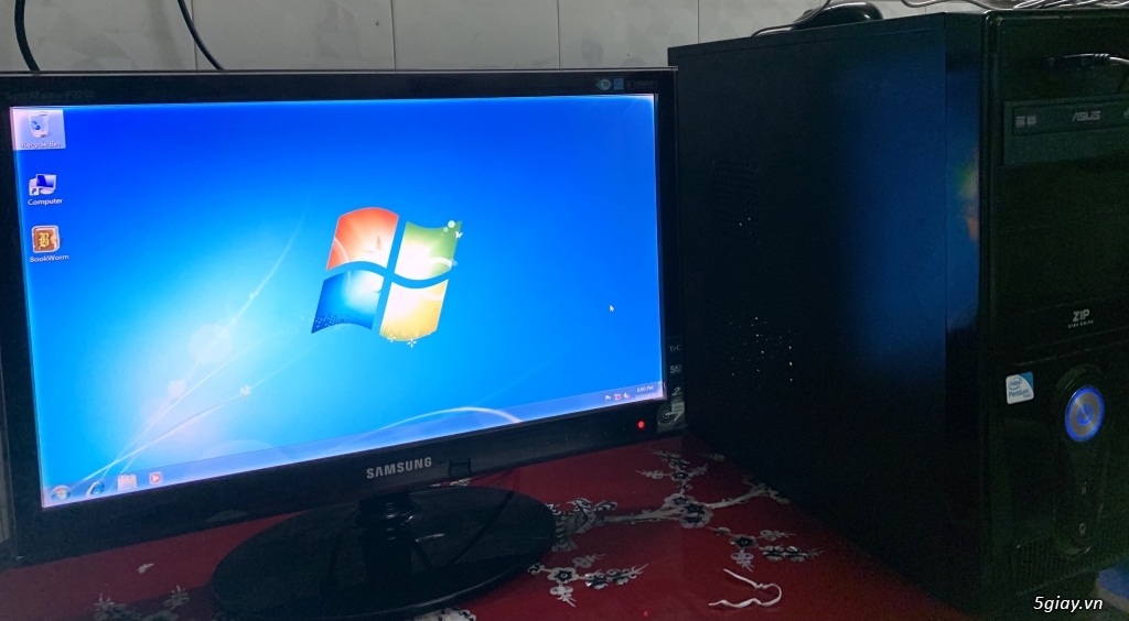 Cần bán CPU Core 2 Duo và màn hình Samsung 22”