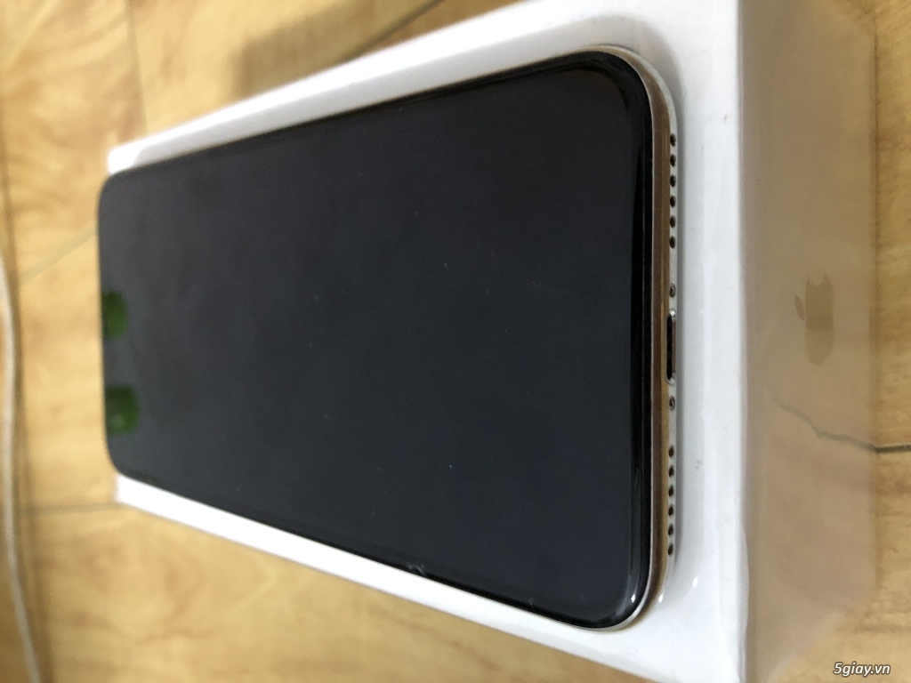 Bán iPhone X trắng 64gb box nguyên zin chưa sửa chữa giá tốtt!!