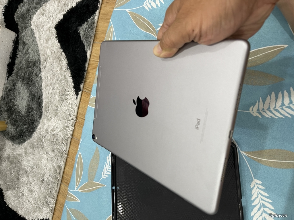 HCM: IPAD 10.5 WIFI 4G 64GB - 4