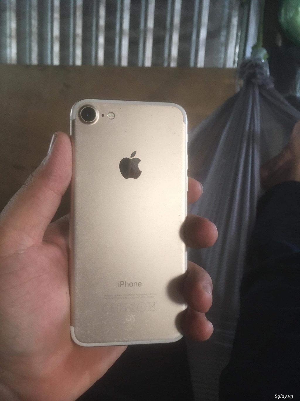 iPhone 7 thế giới di động cần bán . - 1