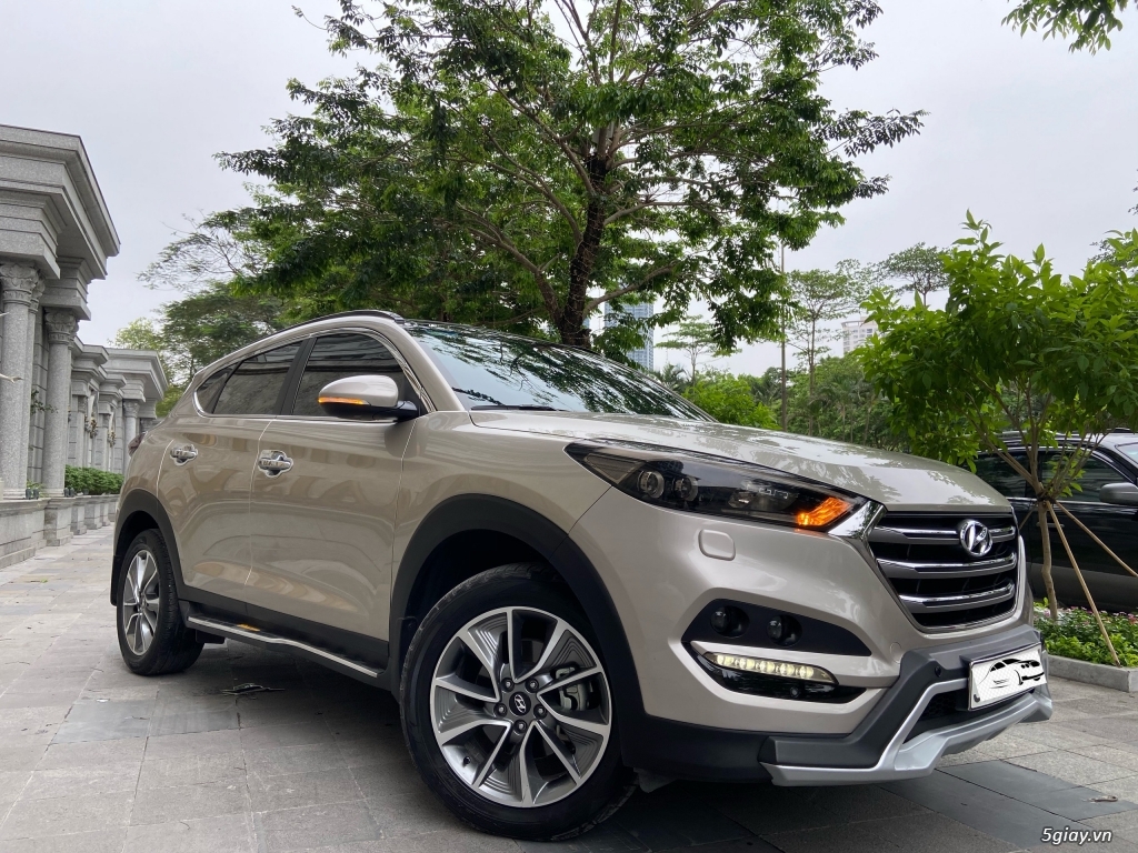 Bán Hyundai Tucson 2.0ATH sản xuất 2019 Mới Nhất Việt Nam - 1