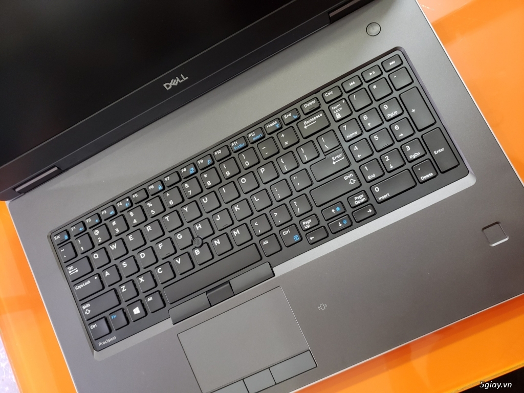 DELL PRECISION 7740-Máy trạm quá đỉnh!