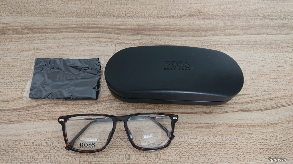 Gọng kính Hugo Boss