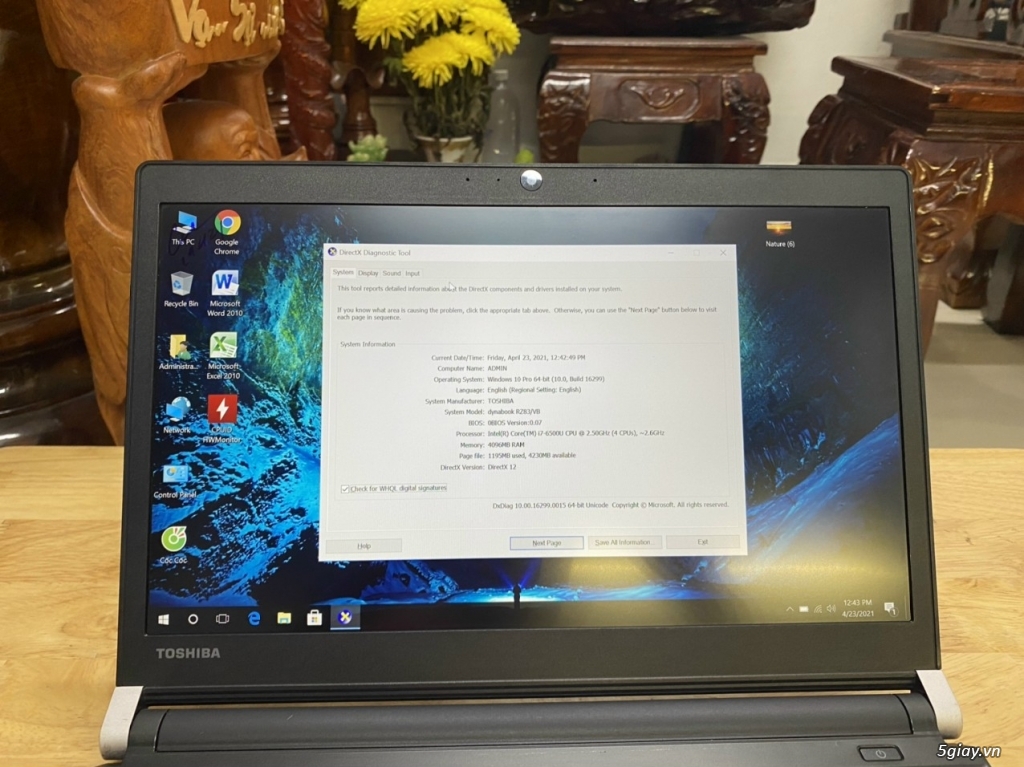 Toshiba - 3