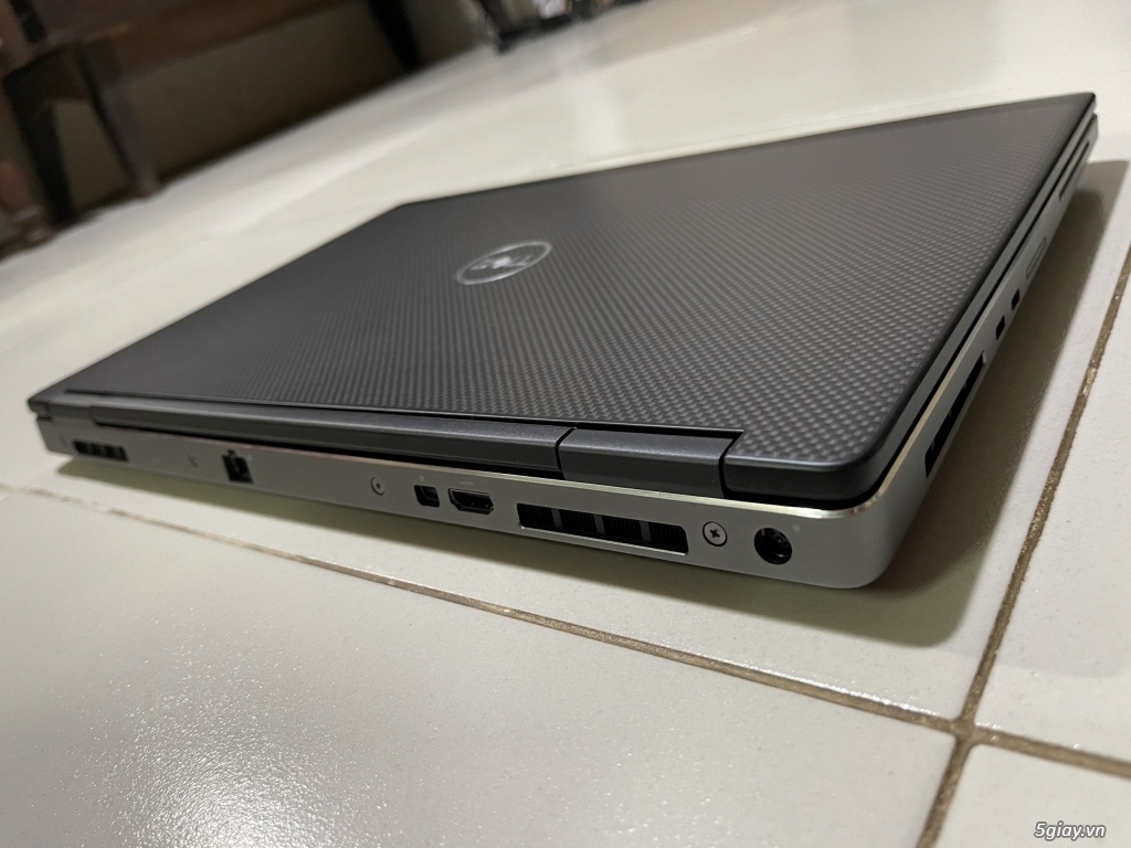 Dell Precision 7530 ~ Max Option - Xeon/RAM ECC/Quadro P2000 - 2