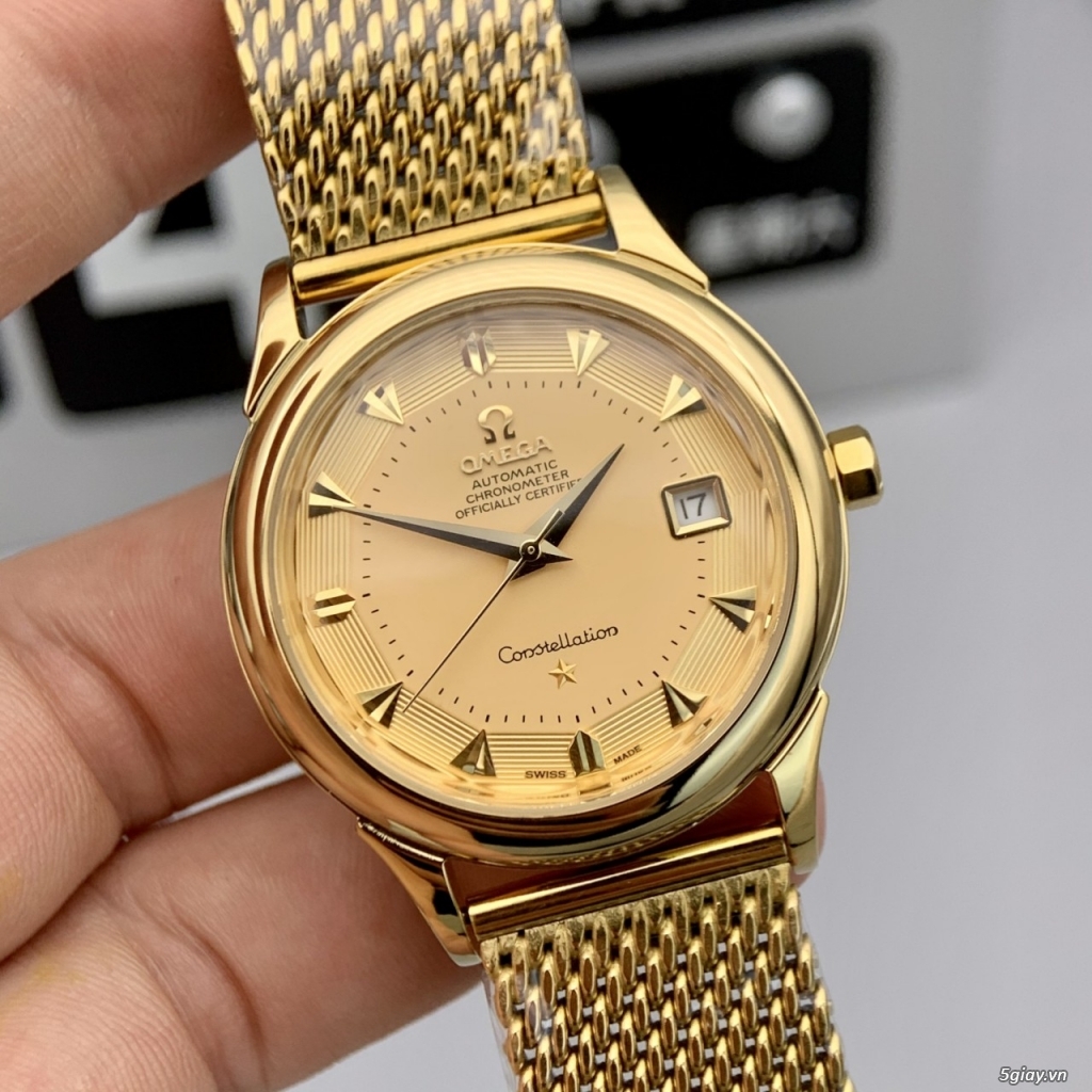 Omega bát quái máy nhật
