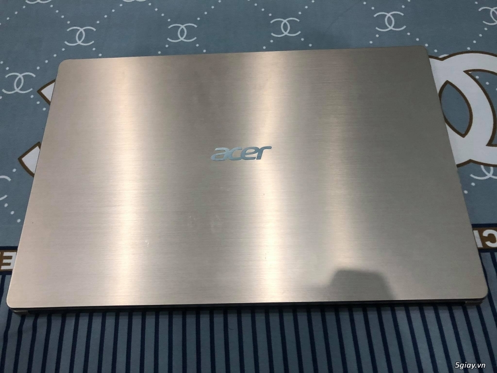 Laptop Acer Swift SF315-52-38YQ