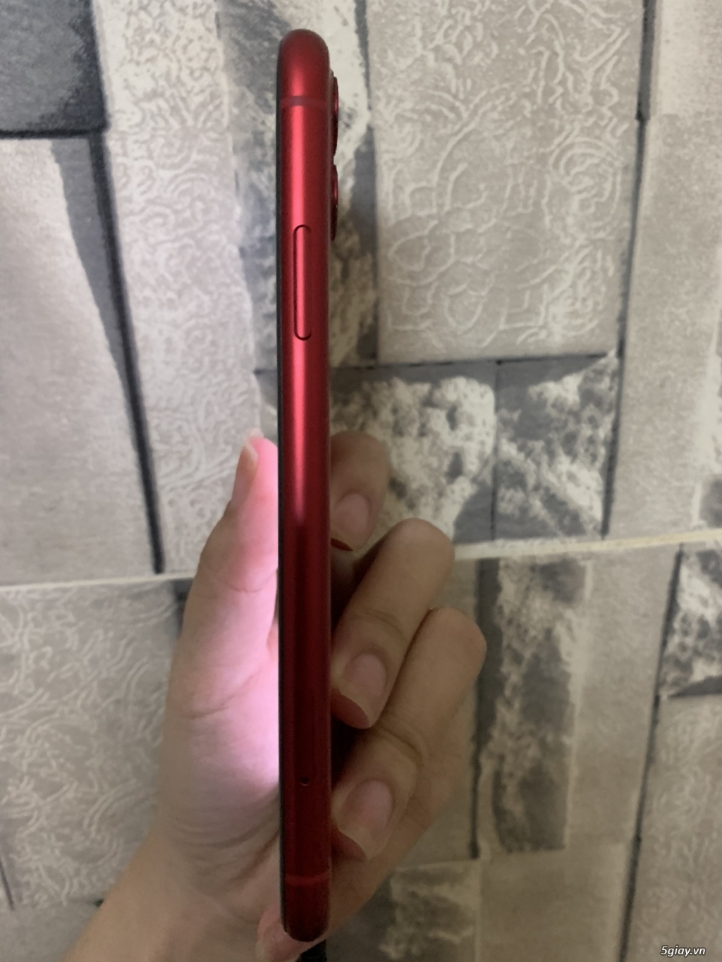 IPhone 11 64gb đỏ đẹp 99% - 2