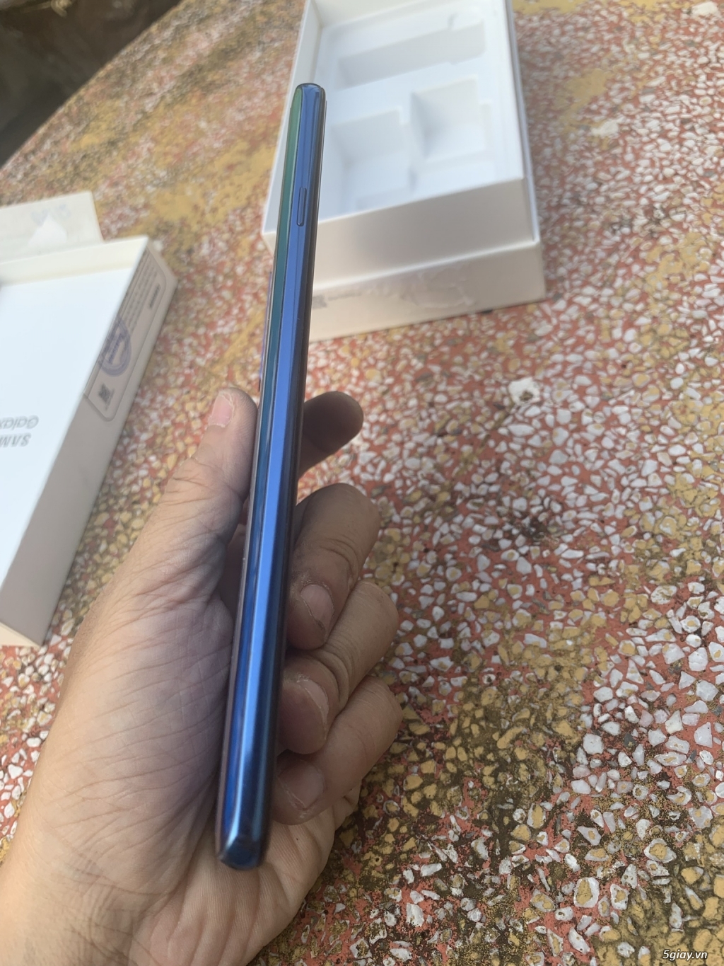 Samsung a9 2018 ssvn , new 99% . Giá tốt - 2