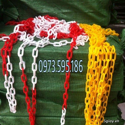 Xích nhựa nối cọc tiêu